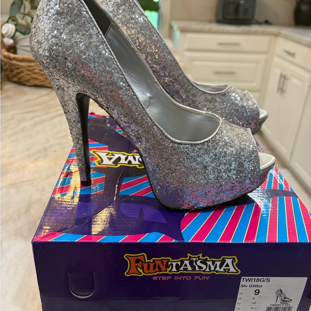 Funtasma Silver Glitter Peep-Toe Stilettos Size 9